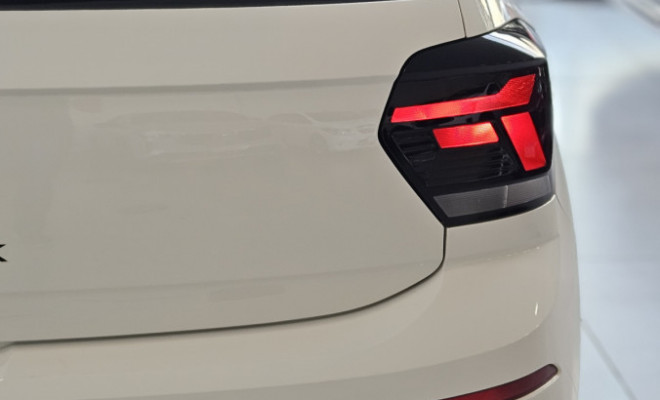 VW - VolksWagen Polo Track 1.0 Flex 12V 5p 2024 Flex-18