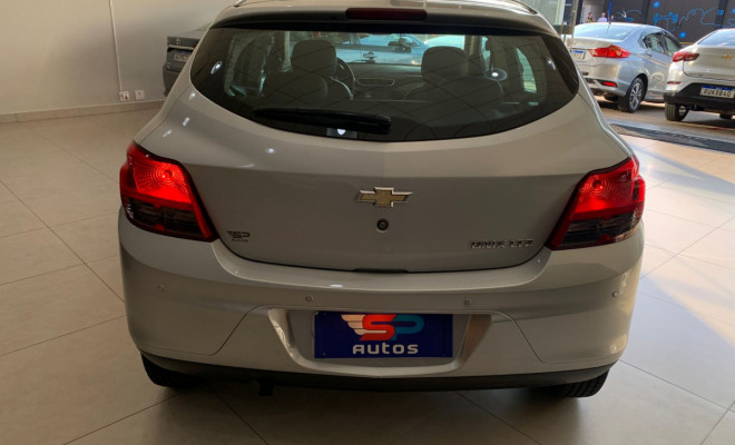 GM - Chevrolet ONIX HATCH LTZ 1.4 8V FlexPower 5p Aut. 2016 Flex-4