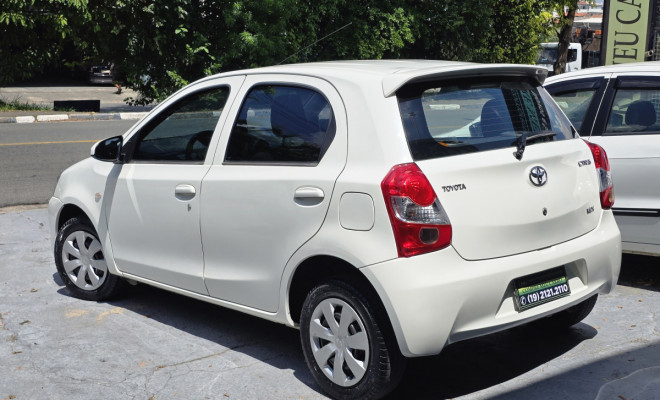 Toyota ETIOS X 1.3 Flex 16V 5p Mec. 2014 Flex-5