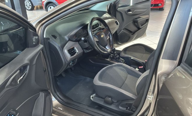 GM - Chevrolet PRISMA Sed. LTZ 1.4 8V FlexPower 4p 2014 Flex-6