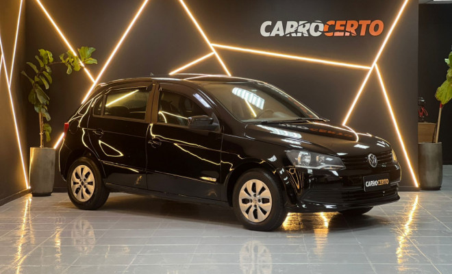 VW - VolksWagen Gol (novo) 1.0 2014   Completo    Bancos em couro