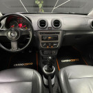 VW - VolksWagen Gol (novo) 1.0 2014   Completo    Bancos em couro-4