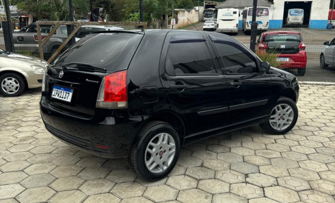 Fiat Palio ELX 1.0 Fire/30 Anos F. Flex 8V 4p 2010 Flex-1