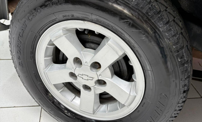 GM - Chevrolet S10 Blazer Advant. 2.4/2.4 MPFI F.Power 2005 Flex-11