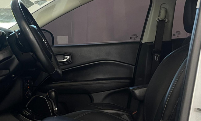 Jeep COMPASS LONGITUDE 2.0 4x4 Dies. 16V Aut. 2021 Flex-12