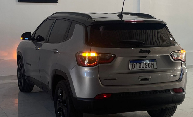 Jeep COMPASS LONGITUDE 2.0 4x4 Dies. 16V Aut. 2021 Flex-18