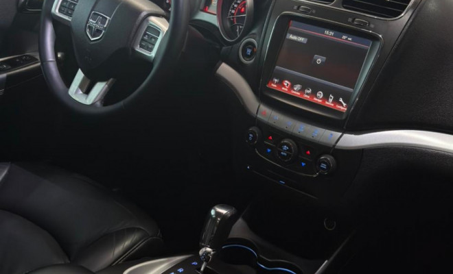 Dodge JOURNEY SXT 3.6 V6 Aut. 2015 Gasolina-8