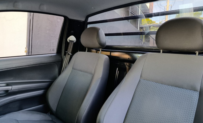 VW - VolksWagen Saveiro Robust 1.6 Total Flex 8V 2023 Flex-6