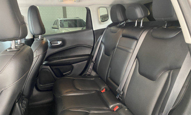 COMPASS LONGITUDE 2.0 4x2 Aut 2018-10