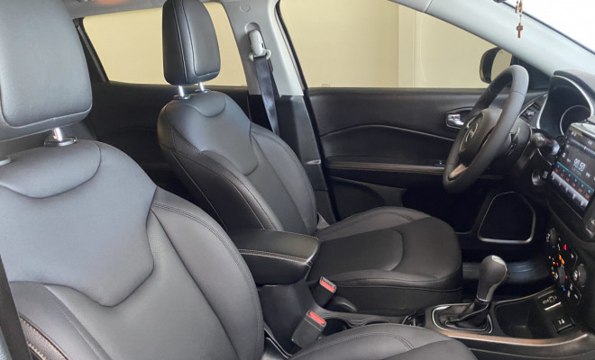 COMPASS LONGITUDE 2.0 4x2 Aut 2018-9