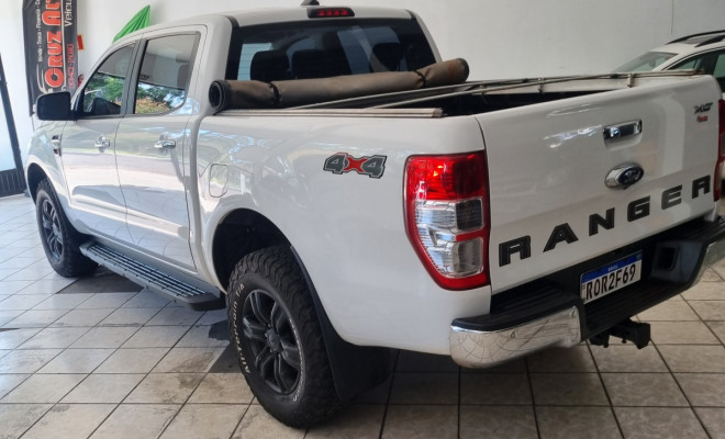 Ford Ranger XLT 3.2 20V 4x4 CD Diesel Aut. 2023 Diesel-2