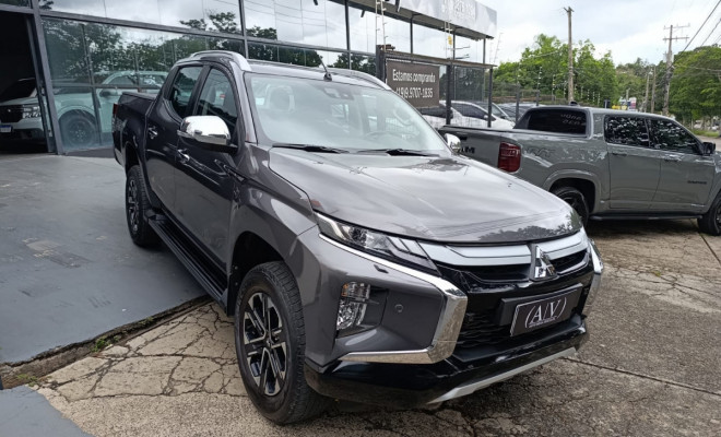 Mitsubishi L200 Triton Sport HPE-S 2.4 CD Dies. Aut 2023 Diesel-1