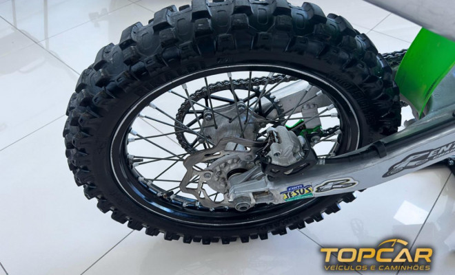 KAWASAKI KX 450 F 2022 Gasolina-8