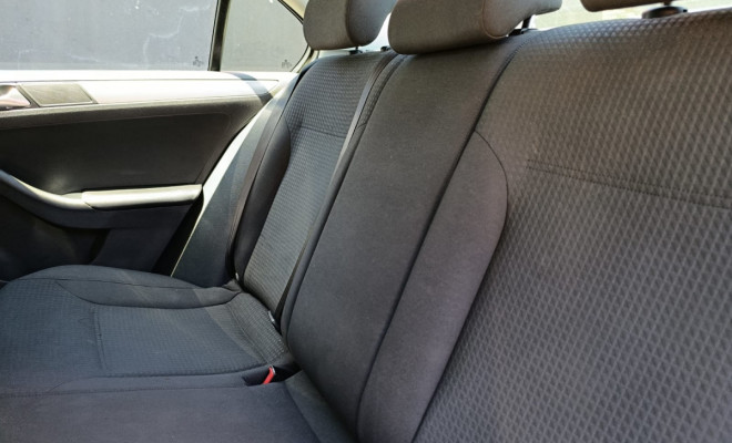 VW - VolksWagen JETTA Trendline 2.0 T.Flex 8V 4p Tip. 2016 Flex-7