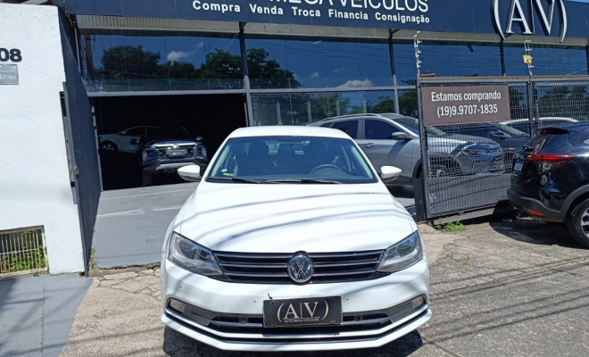 VW - VolksWagen JETTA Trendline 2.0 T.Flex 8V 4p Tip. 2016 Flex-0