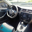 VW - VolksWagen JETTA Trendline 2.0 T.Flex 8V 4p Tip. 2016 Flex-9