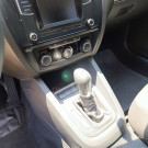 VW - VolksWagen JETTA Trendline 2.0 T.Flex 8V 4p Tip. 2016 Flex-10