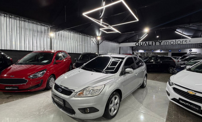 Ford Focus 1.6 S/SE/SE Plus Flex 8V/16V  5p 2011 Flex-1