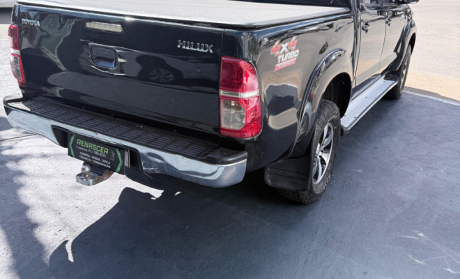 Toyota Hilux CD SRV D4-D 4x4 3.0 TDI Diesel Aut 2011 Diesel-1