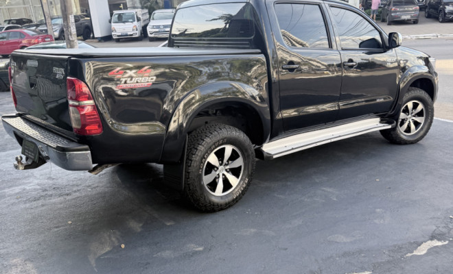 Toyota Hilux CD SRV D4-D 4x4 3.0 TDI Diesel Aut 2011 Diesel-1