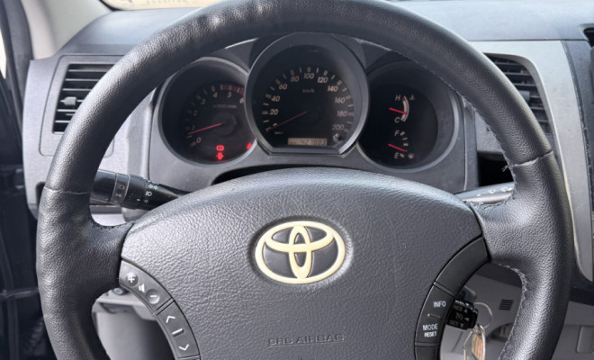 Toyota Hilux CD SRV D4-D 4x4 3.0 TDI Diesel Aut 2011 Diesel-9