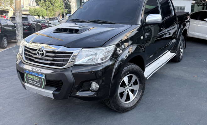 Toyota Hilux CD SRV D4-D 4x4 3.0 TDI Diesel Aut 2011 Diesel