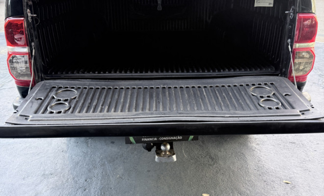 Toyota Hilux CD SRV D4-D 4x4 3.0 TDI Diesel Aut 2011 Diesel-4