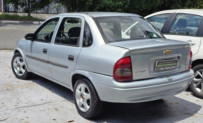 GM - Chevrolet Classic Life/LS 1.0 VHC FlexP. 4p 2010 Flex-5