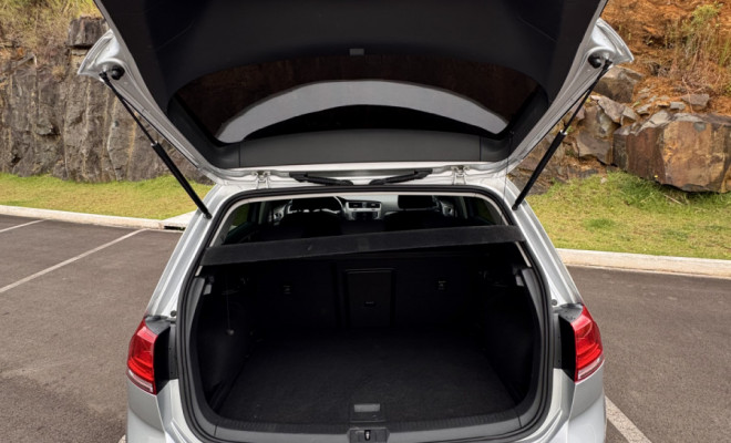 VW - VolksWagen Golf Comfortline 1.6 MSI Total Flex Aut. 2016 Flex-5