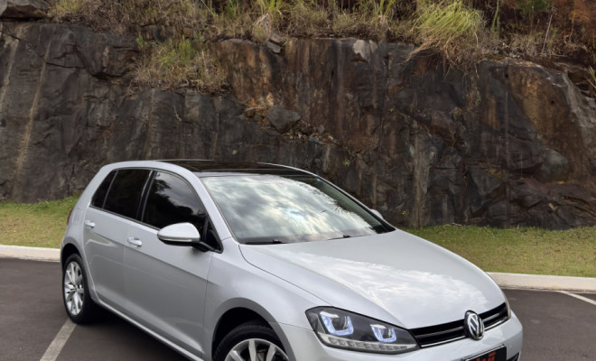 VW - VolksWagen Golf Comfortline 1.6 MSI Total Flex Aut. 2016 Flex