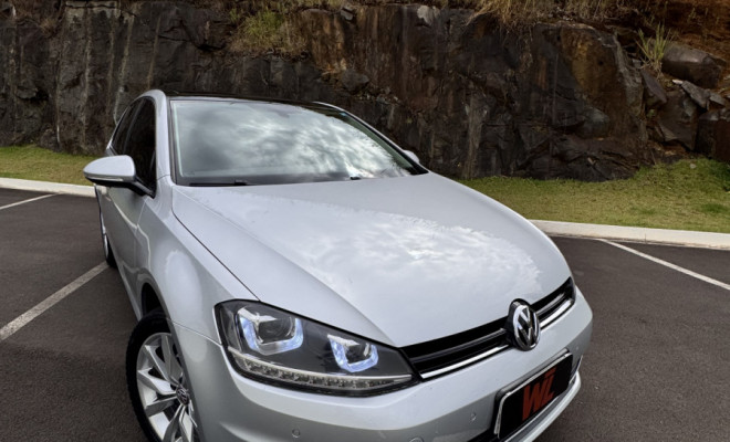 VW - VolksWagen Golf Comfortline 1.6 MSI Total Flex Aut. 2016 Flex-1