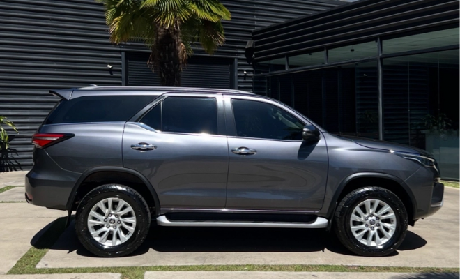 Toyota Hilux SW4 SRX 4x4 2.8 TDI 16V Dies. Aut. 2021 Diesel-2