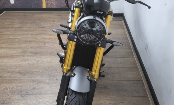 TRIUMPH SPEED 400 2025 Gasolina-1