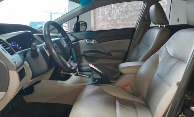 Honda Civic Sedan LXR 2.0 Flexone 16V Aut. 4p 2014 Flex-5
