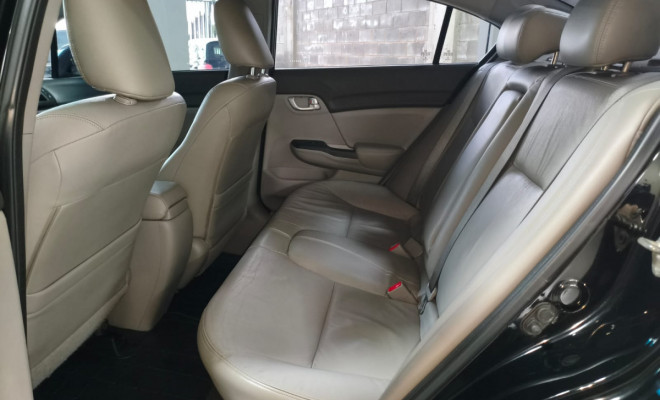 Honda Civic Sedan LXR 2.0 Flexone 16V Aut. 4p 2014 Flex-6