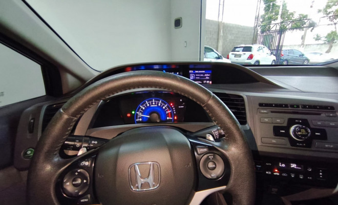 Honda Civic Sedan LXR 2.0 Flexone 16V Aut. 4p 2014 Flex-11