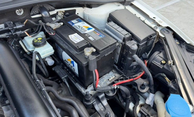 VW - VolksWagen Golf Highline 1.4 TSI 140cv Aut. 2014 Flex-10