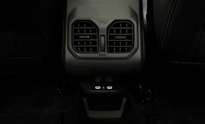 Renault Boreal Iconic 1.3 Turbo 16V 5p Aut. 2026 Flex-19