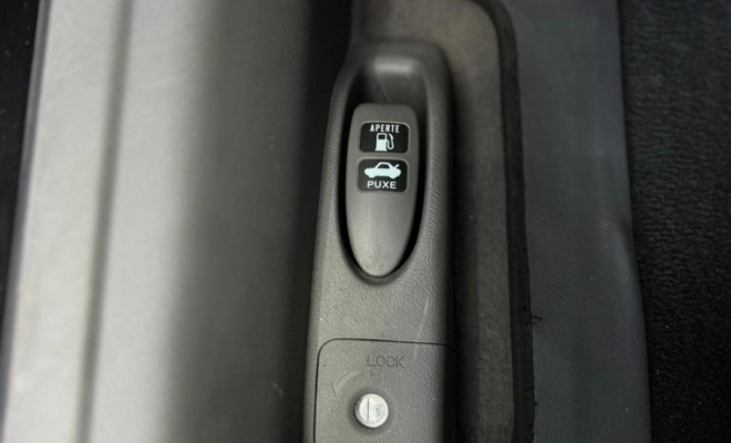 Honda Civic Sed. LXL/LXL SE 1.8 Flex 16V Mec. 2011 Flex-8