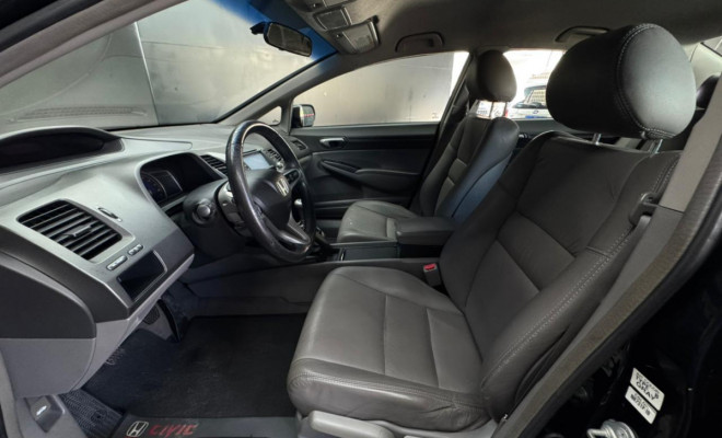 Honda Civic Sed. LXL/LXL SE 1.8 Flex 16V Mec. 2011 Flex-5