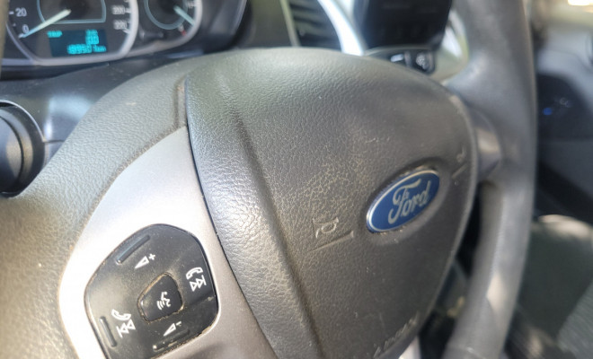 Ford Ka 1.5 Sedan SE 12V Flex 4p Mec. 2019 Flex-12