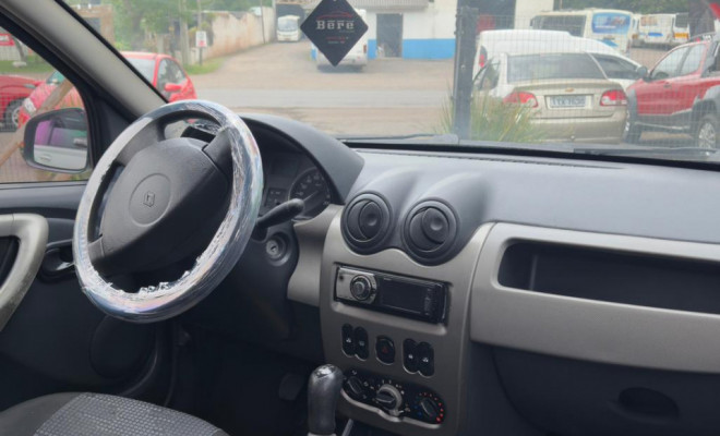 Renault SANDERO Expression Hi-Flex 1.0 16V 5p 2010 Flex-4