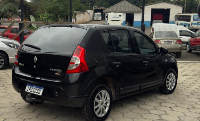 Renault SANDERO Expression Hi-Flex 1.0 16V 5p 2010 Flex-3