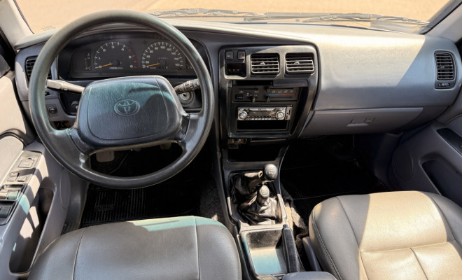 Toyota Hilux SW4 4x4 3.0 8V TB Diesel 1997 Diesel-8