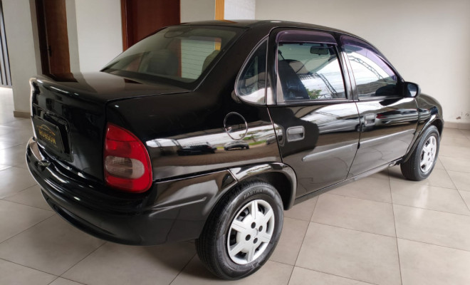 GM - Chevrolet Classic Life/LS 1.0 VHC FlexP. 4p 2010 Flex-2