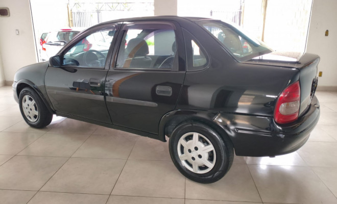 GM - Chevrolet Classic Life/LS 1.0 VHC FlexP. 4p 2010 Flex-4