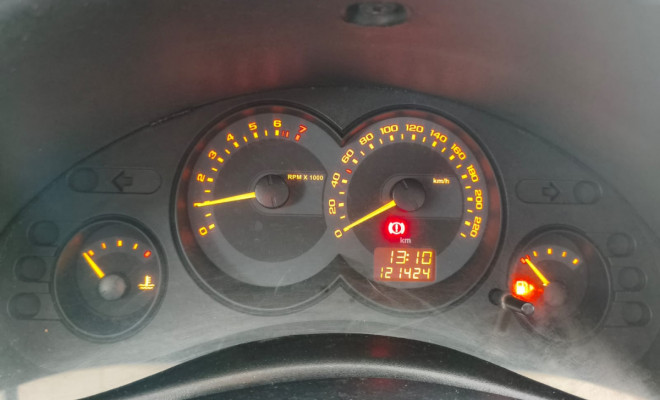 GM - Chevrolet Classic Life/LS 1.0 VHC FlexP. 4p 2010 Flex-13