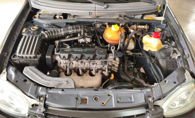 GM - Chevrolet Classic Life/LS 1.0 VHC FlexP. 4p 2010 Flex-15