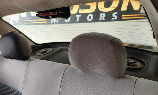 GM - Chevrolet Classic Life/LS 1.0 VHC FlexP. 4p 2010 Flex-7