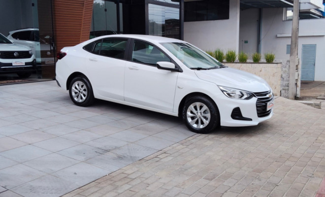 GM - Chevrolet ONIX SEDAN Plus LT 1.0 12V Flex 4p Mec. 2023 Flex